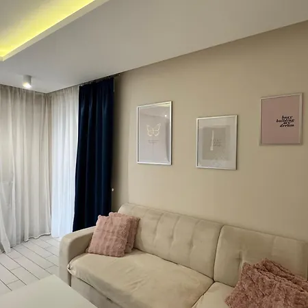 Beautiful & Modern Atlas Arena Zoo Parking Apartament *