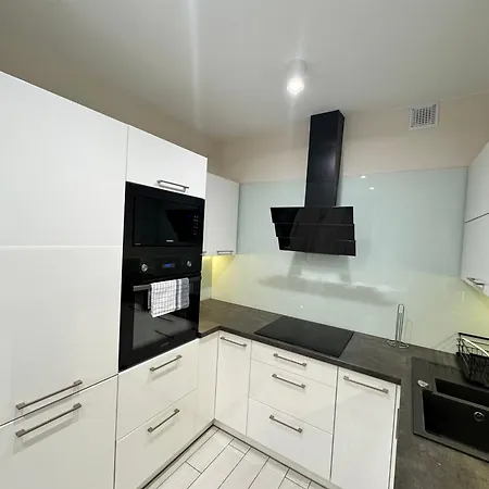 Apartment Beautiful & Modern Atlas Arena Zoo Parking *