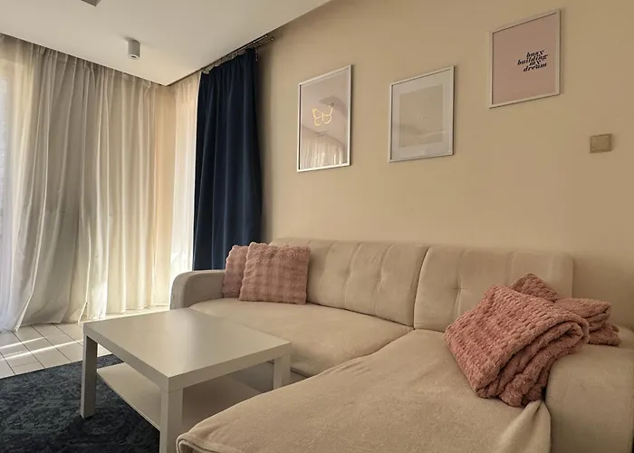 Beautiful & Modern Atlas Arena Zoo Parking *