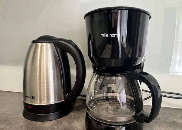 Beautiful & Modern Atlas Arena Zoo Parking *